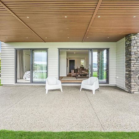 Lakeside Karapiro Downstairs Apartment Cambridge Ngoại thất bức ảnh