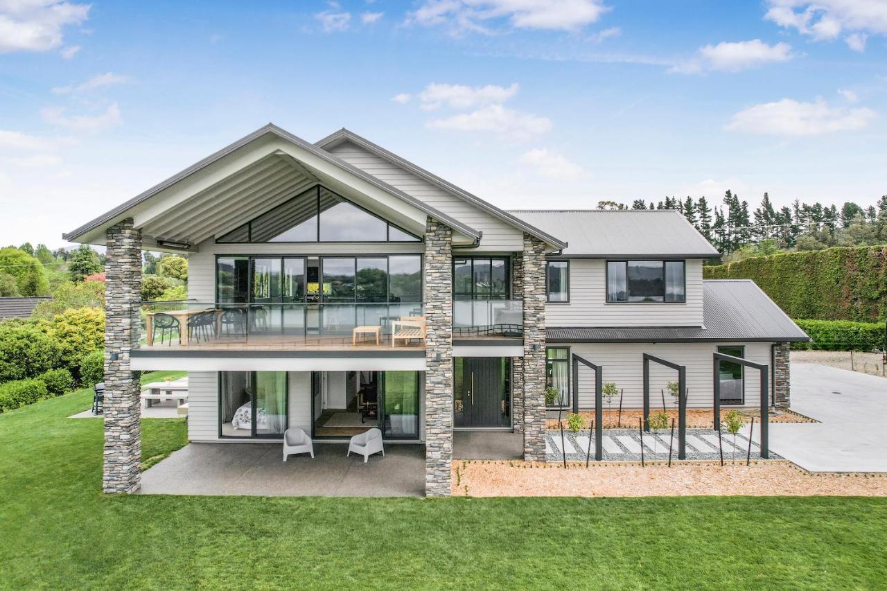 Lakeside Karapiro Downstairs Apartment Cambridge Ngoại thất bức ảnh